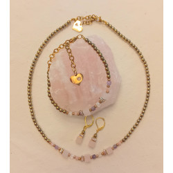 Collier élégance quartz rose cube opale rose améthyste cristal de roche hématite dorée